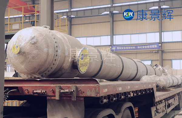 多晶硅管式換熱器發(fā)貨現(xiàn)場 多晶硅管式換熱器發(fā)貨現(xiàn)場